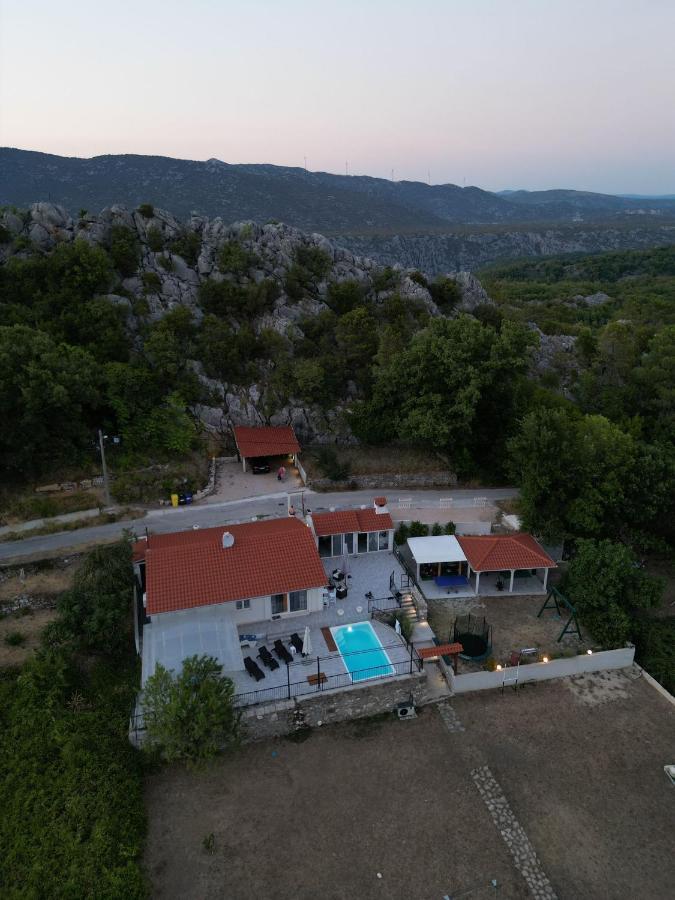 Villa Zrinka **** Svinisce Exterior photo