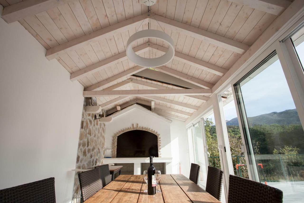 Villa Zrinka **** Svinisce Exterior photo
